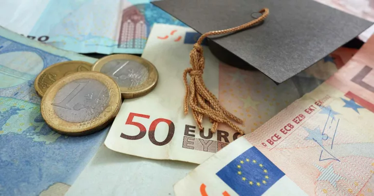 crédit étudiant en ligne